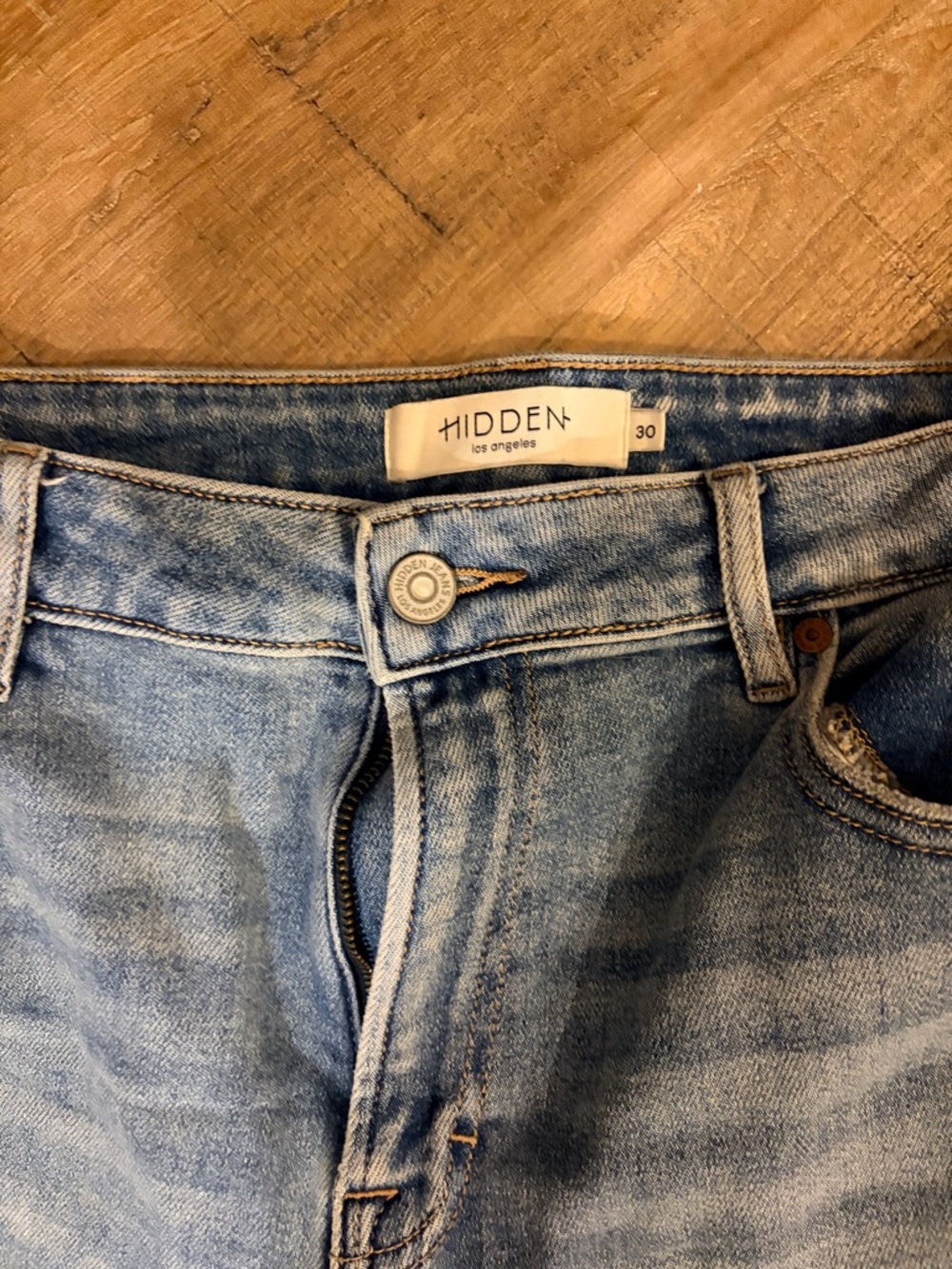 Hidden Jeans - Picture 2 of 2